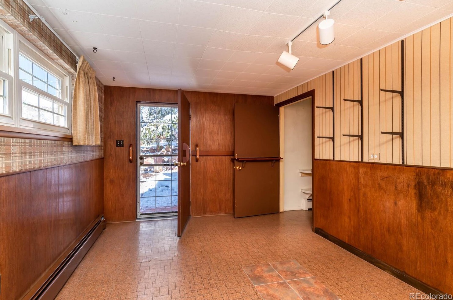 6053 Youngfield St, Arvada CO  80004-3958 exterior