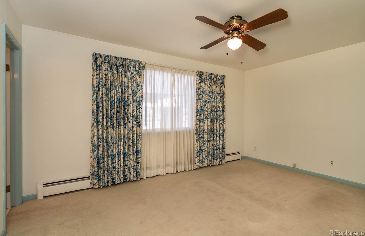 6053 Youngfield St, Arvada CO  80004-3958 exterior