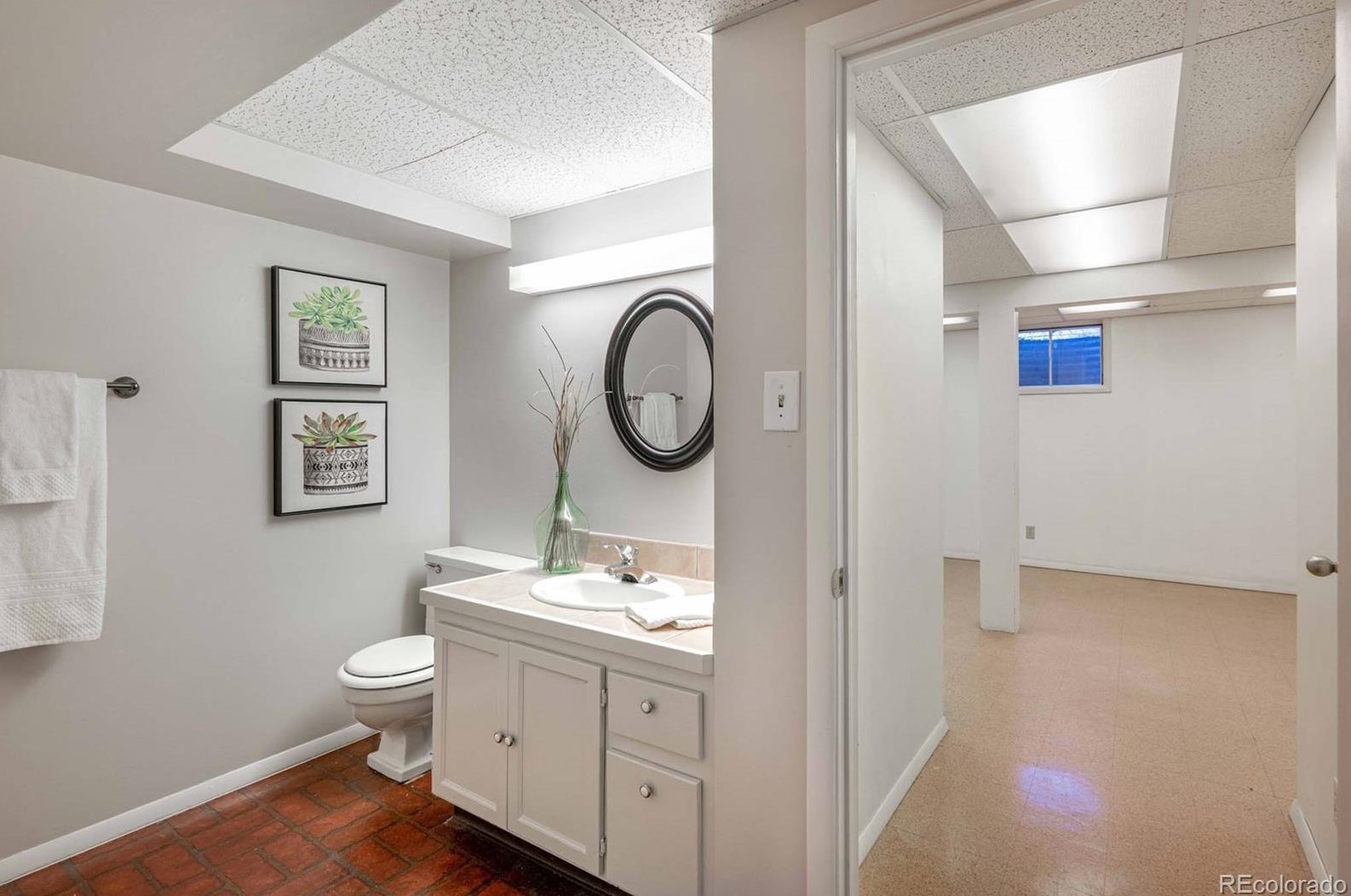 3498 Davies Ave, Littleton CO 80120-4288 exterior