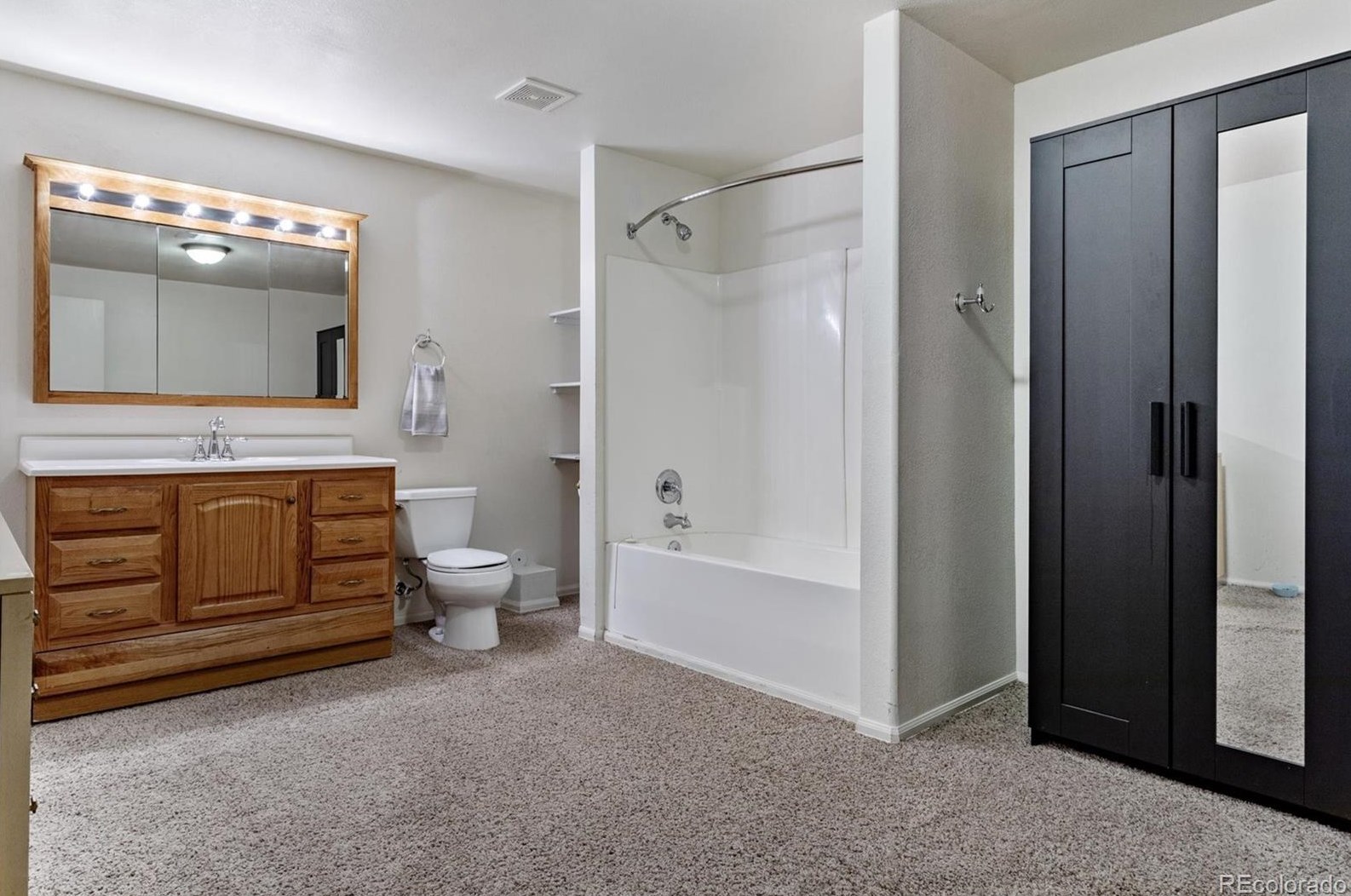 5328 Owens St, Arvada CO  80002-4943 exterior