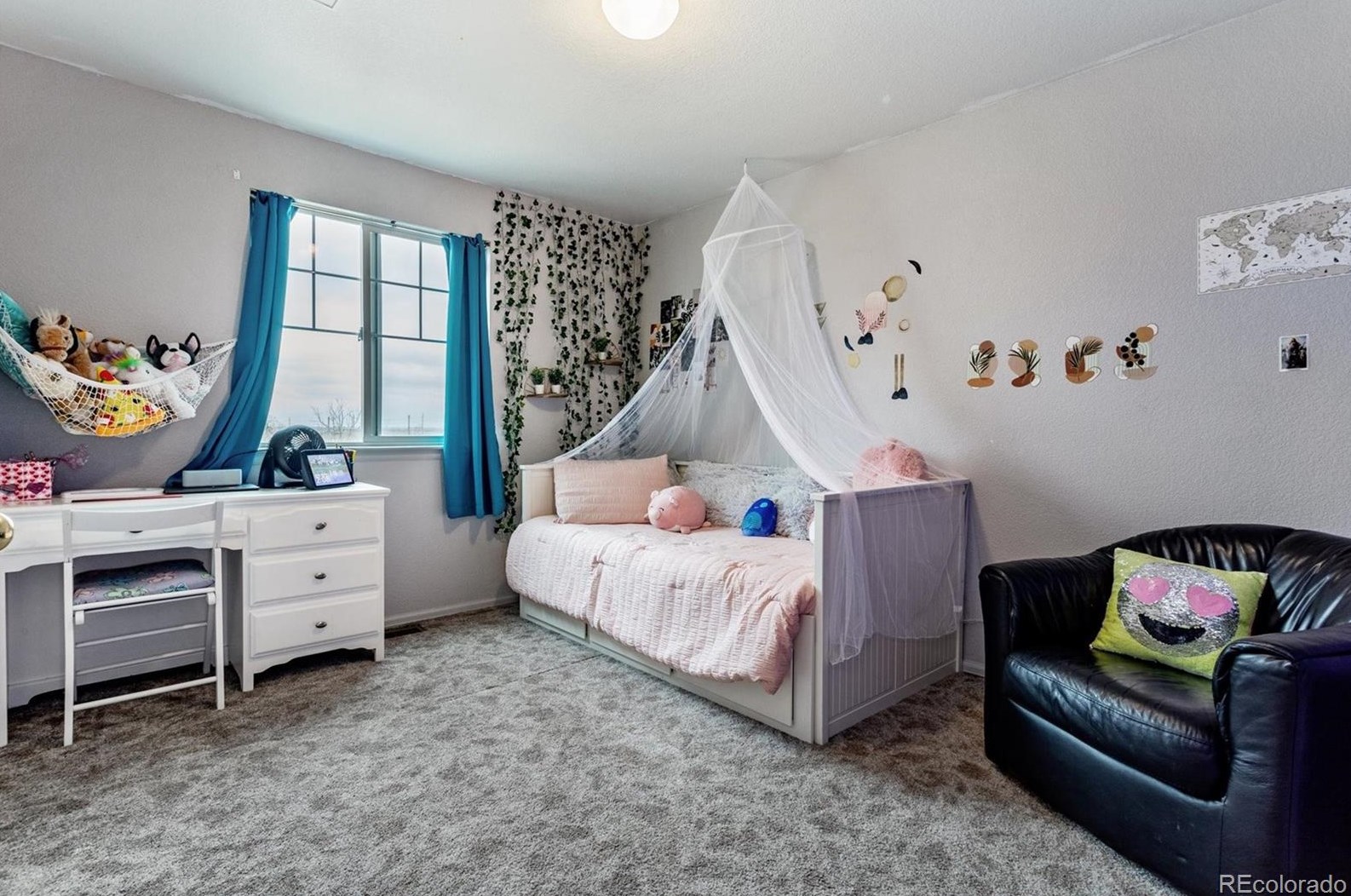 5328 Owens St, Arvada CO  80002-4943 exterior