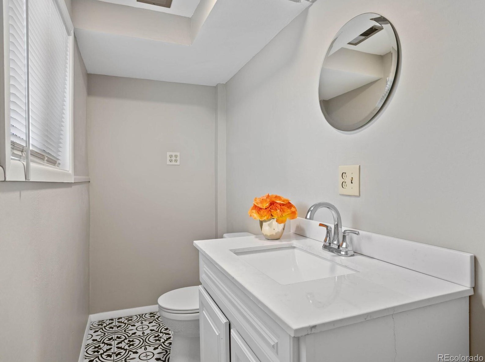 7130 Eudora Ct, Littleton CO  80122-2434 exterior