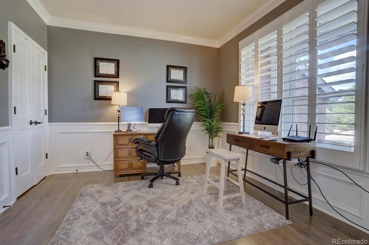 10392 Brookhollow Cir, Littleton CO  80129-1801 exterior