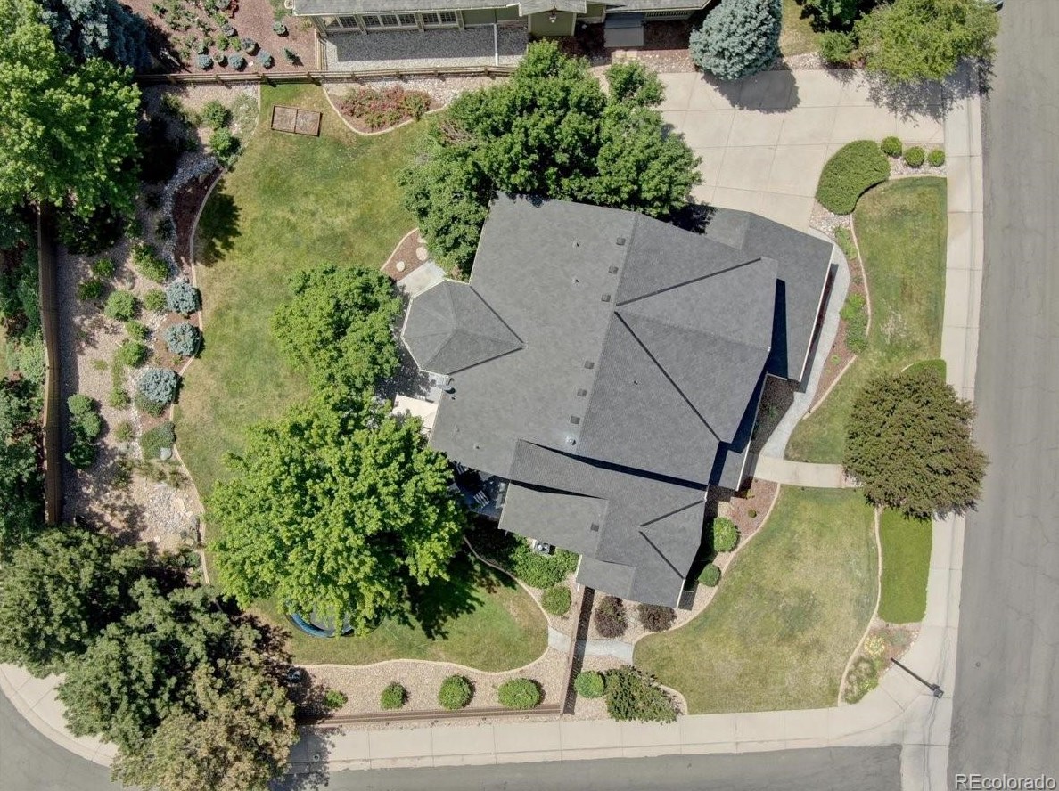 10392 Brookhollow Cir, Littleton CO  80129-1801 exterior