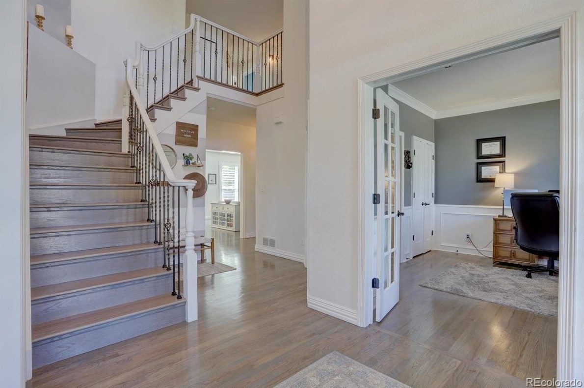 10392 Brookhollow Cir, Littleton CO  80129-1801 exterior