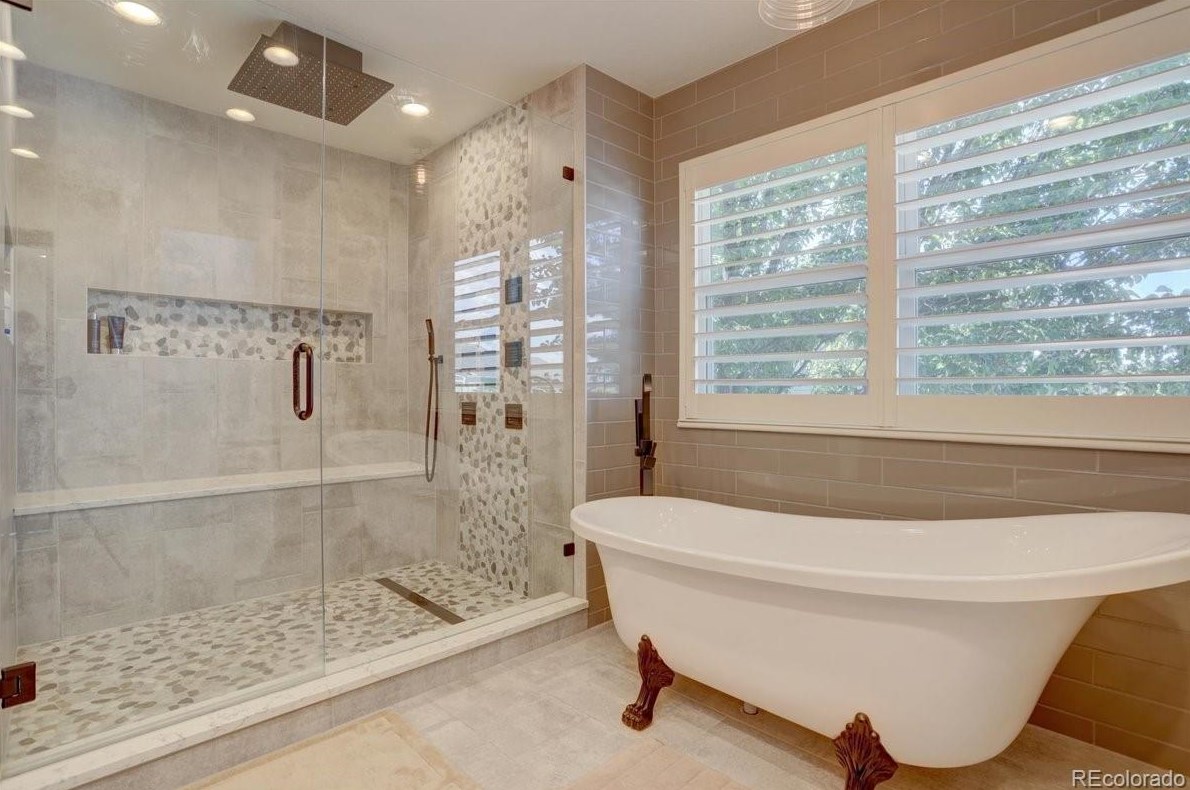 10392 Brookhollow Cir, Littleton CO  80129-1801 exterior