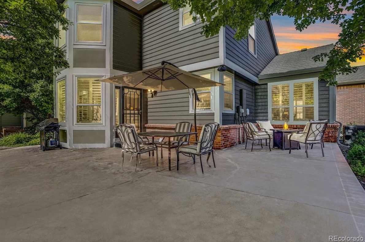 10392 Brookhollow Cir, Littleton CO  80129-1801 exterior