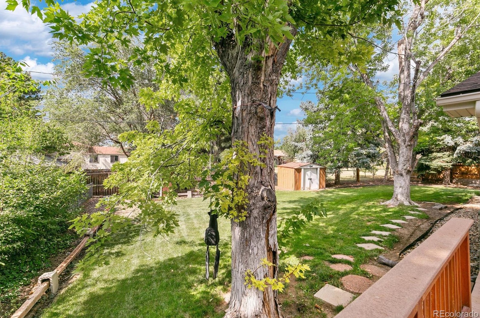 4703 Geddes Ct, Littleton CO 80122-2449 exterior