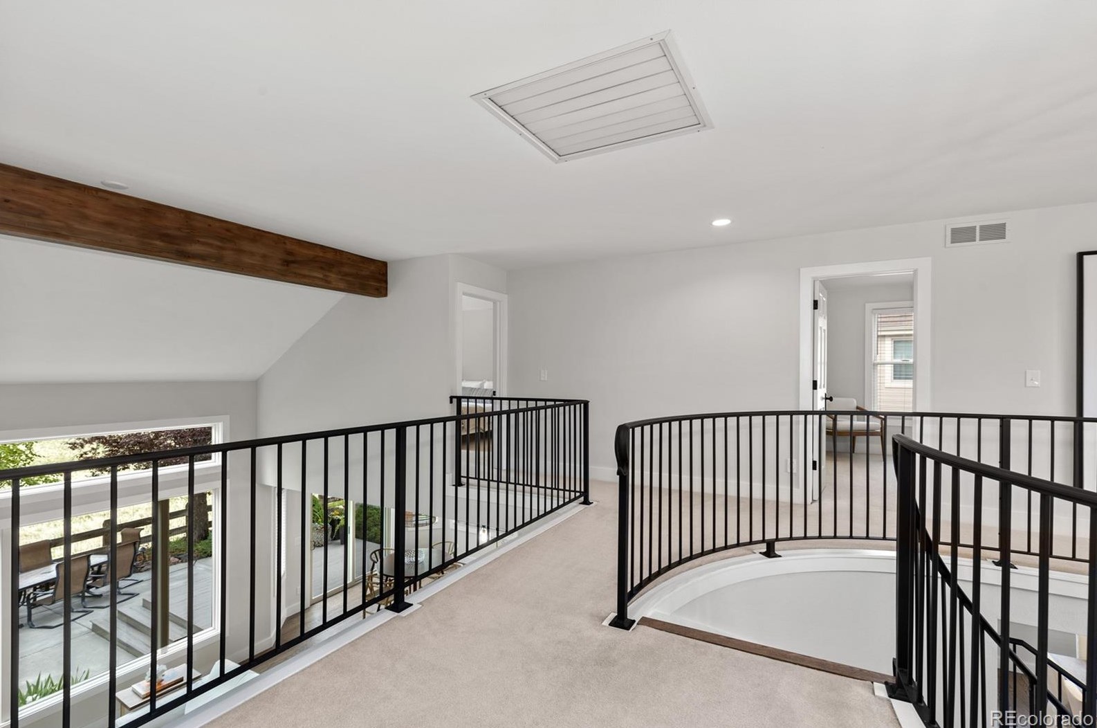 9997 Falcon Crk Dr, Littleton CO 80130-3802 exterior