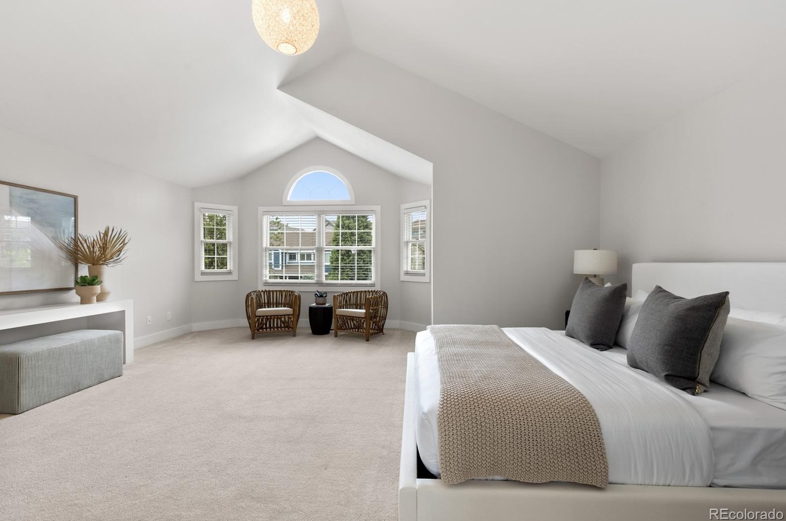 9997 Falcon Crk Dr, Littleton CO 80130-3802 exterior