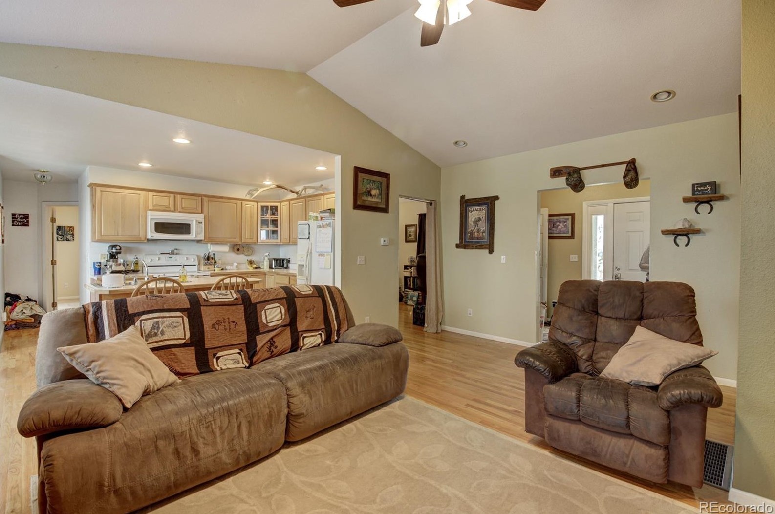 3460 Vanderhoof St, Bennett CO 80102-8933 exterior