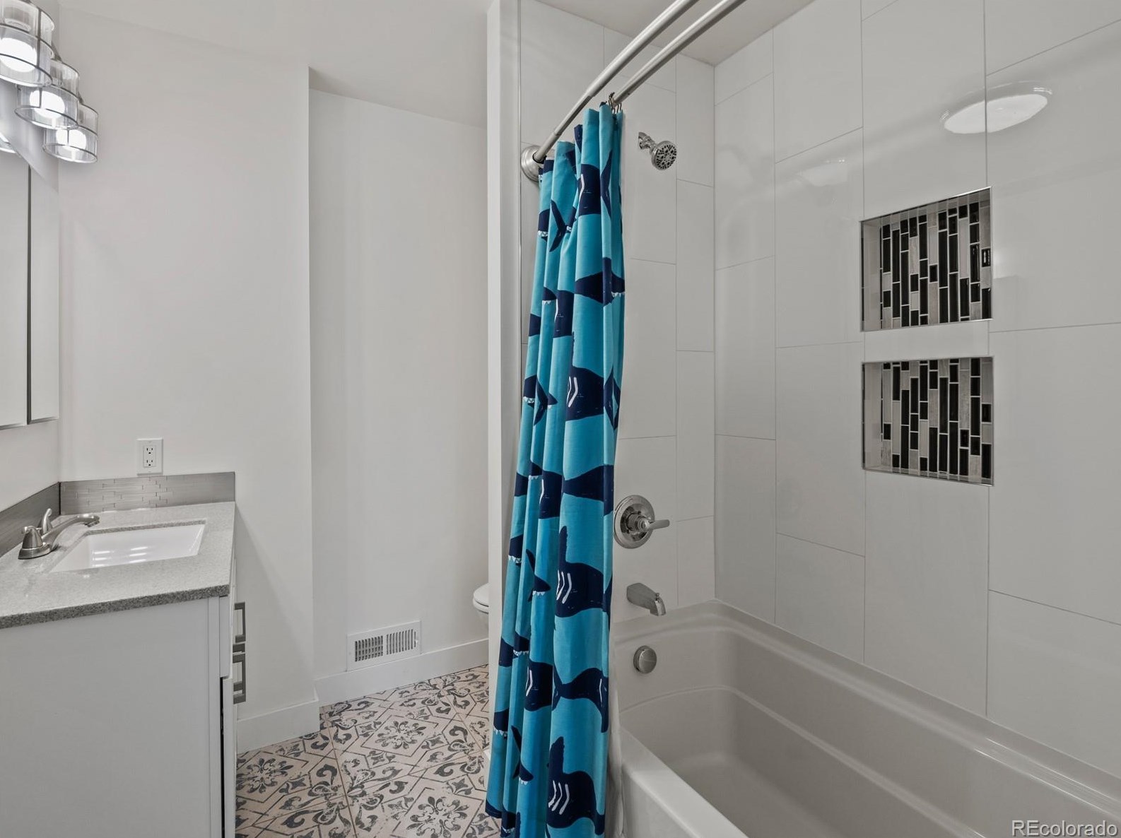 6906 Newcombe St, Arvada CO  80004-1478 exterior