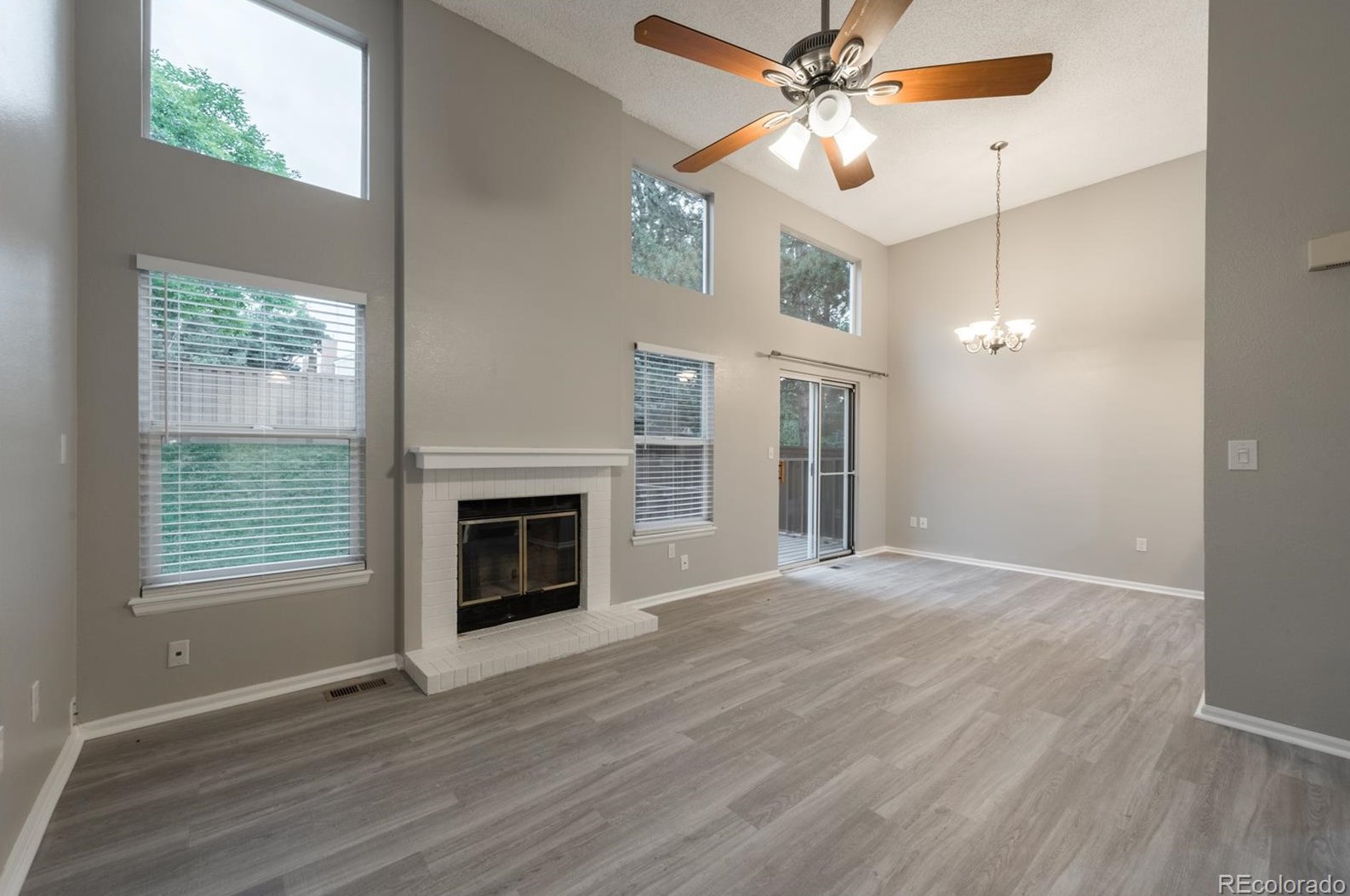 9364 Cattail Ct, Littleton CO 80126-2738 exterior