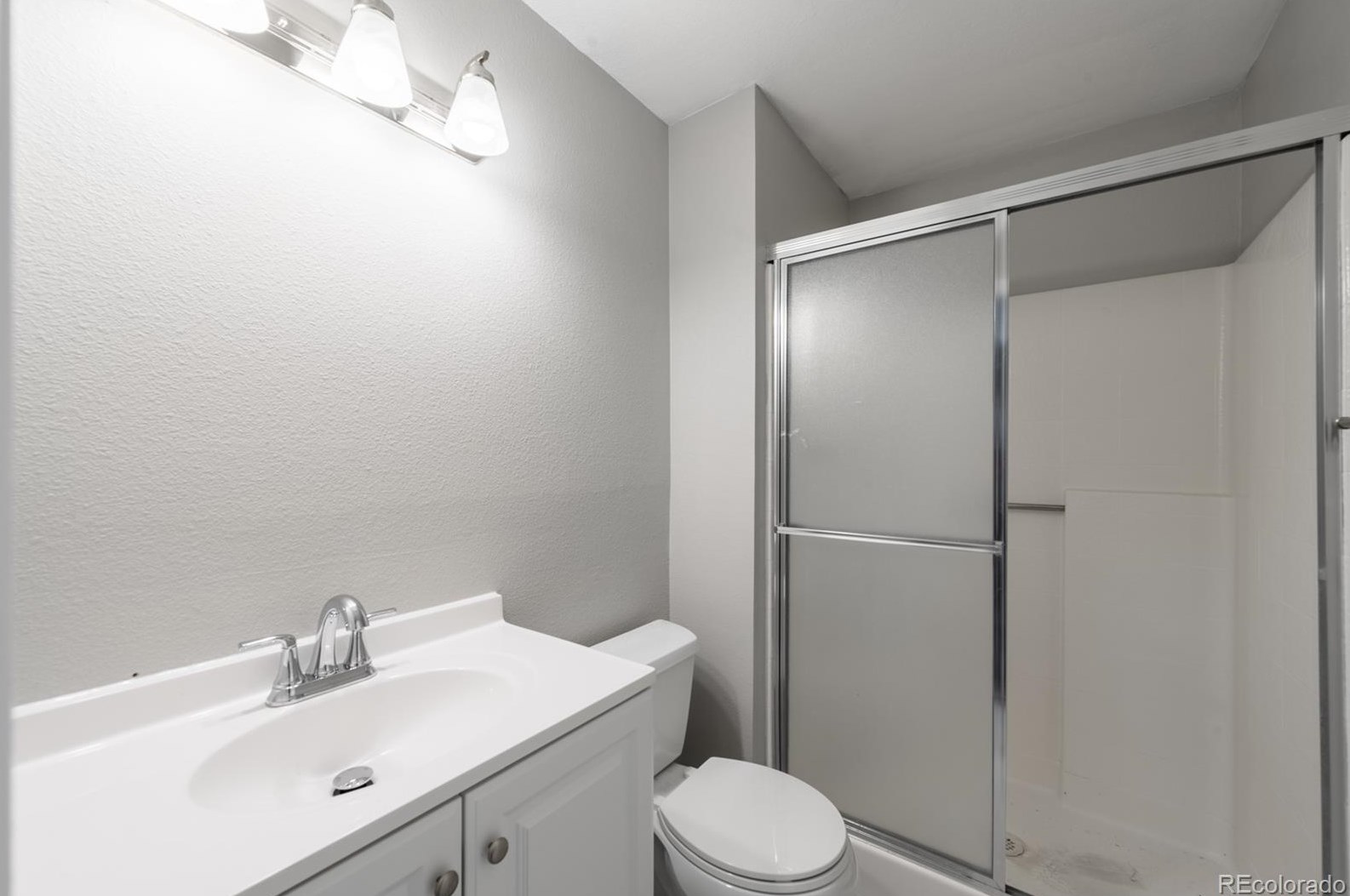 9364 Cattail Ct, Littleton CO 80126-2738 exterior