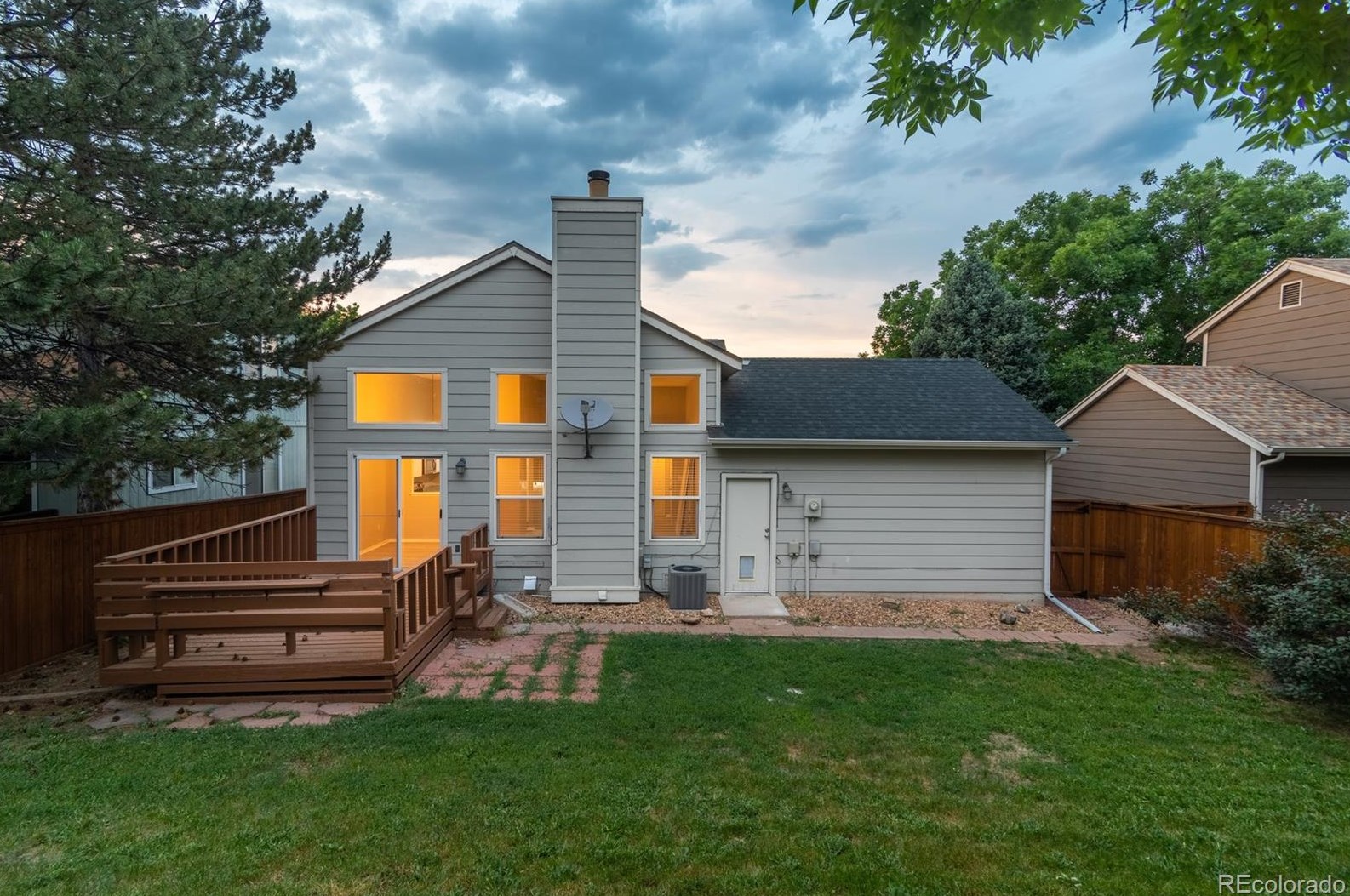 9364 Cattail Ct, Littleton CO 80126-2738 exterior