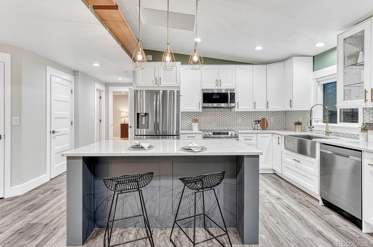 6048 Fair Dr, Littleton CO  80123-3874 exterior