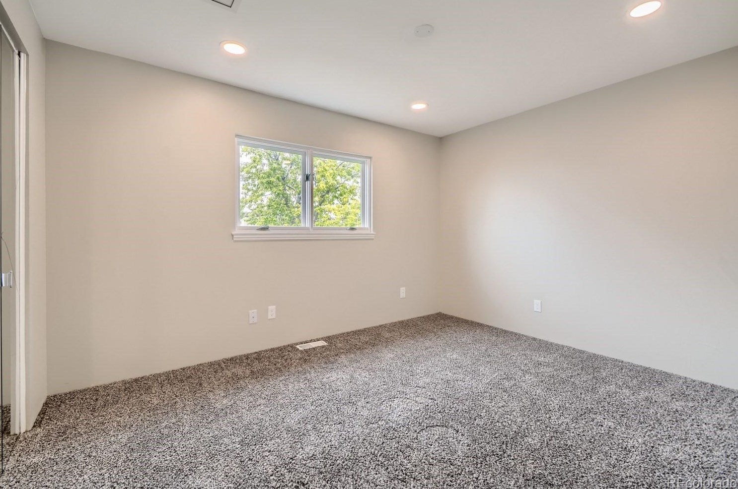 733 Centennial Way, Bennett CO 80102-7881 exterior