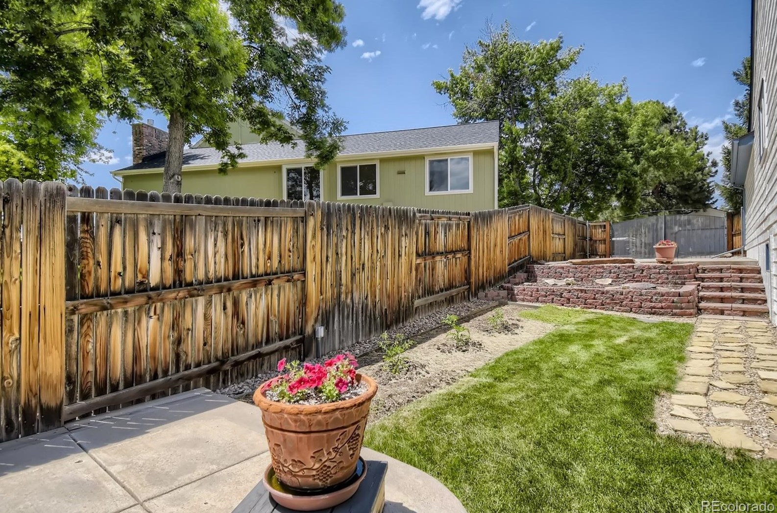 5964 Lee Way, Littleton CO 80127-2901 exterior