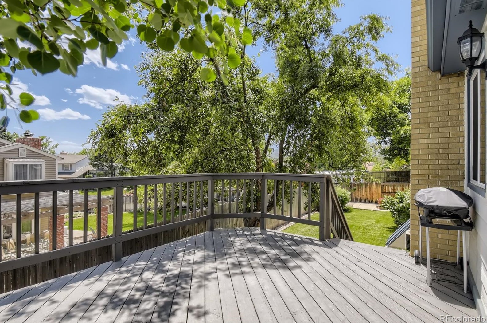 5964 Lee Way, Littleton CO 80127-2901 exterior