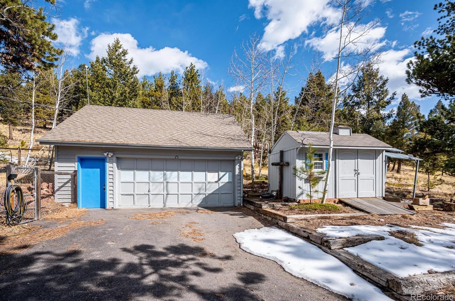 2097 Vigilante Ave, Bailey CO  80421-1053 exterior