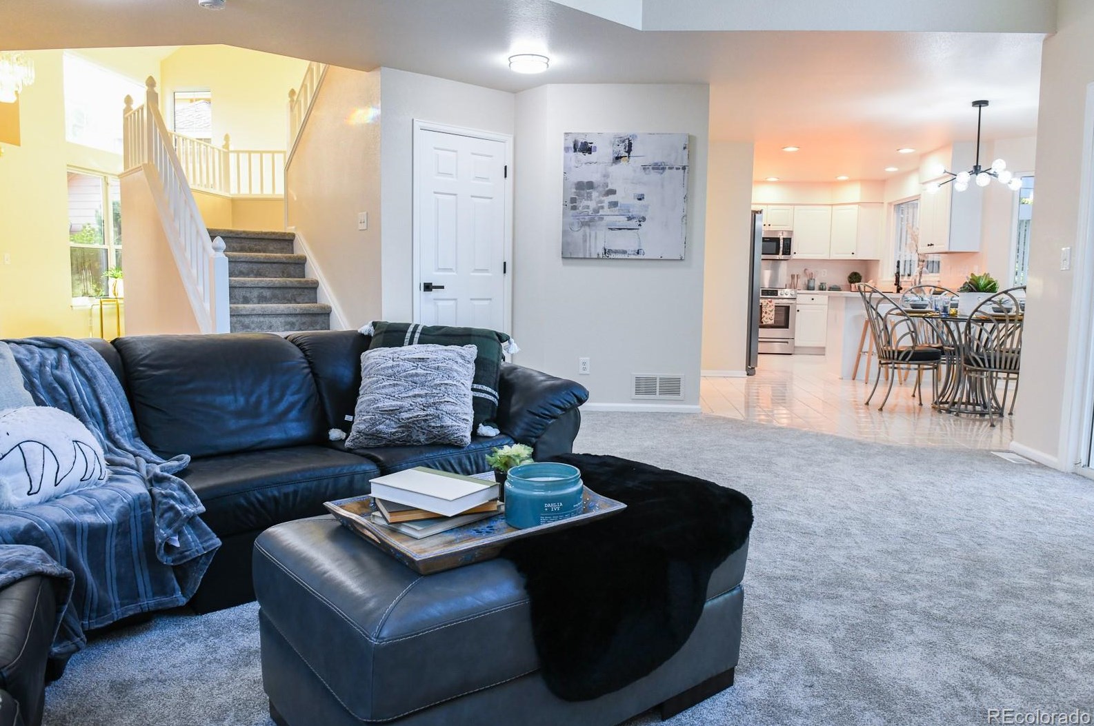 6812 Poppy Ct, Arvada CO  80007-7068 exterior