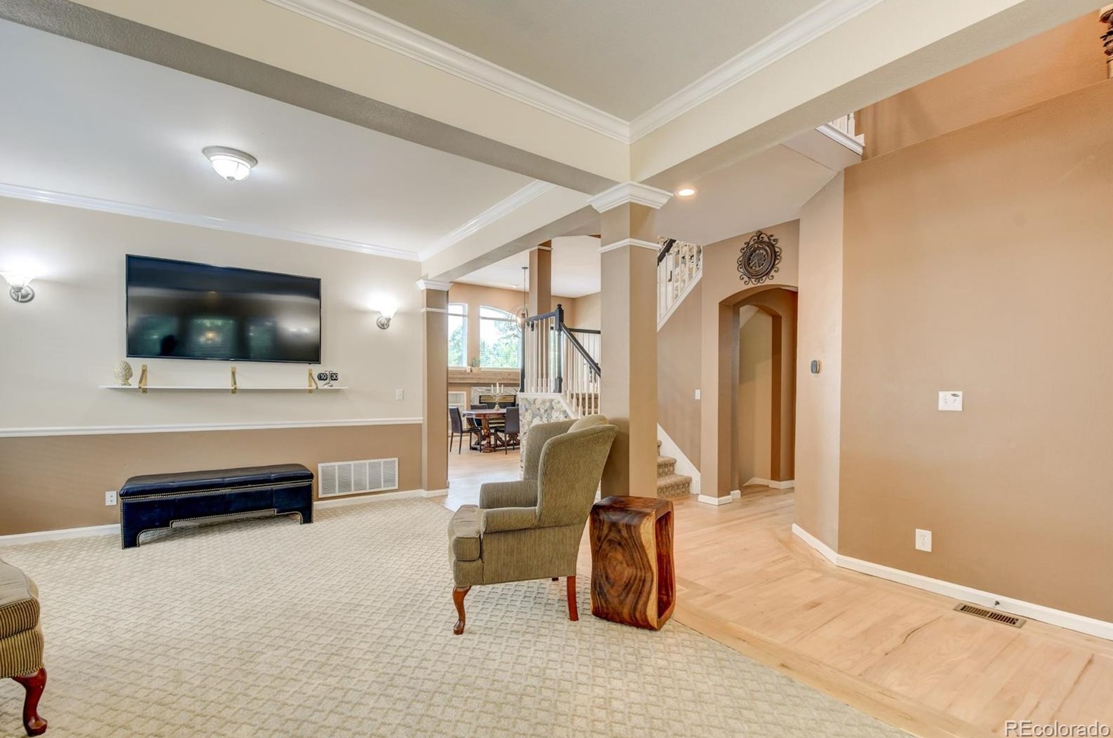 9944 Gwendelyn Pl, Littleton CO 80129-6219 exterior