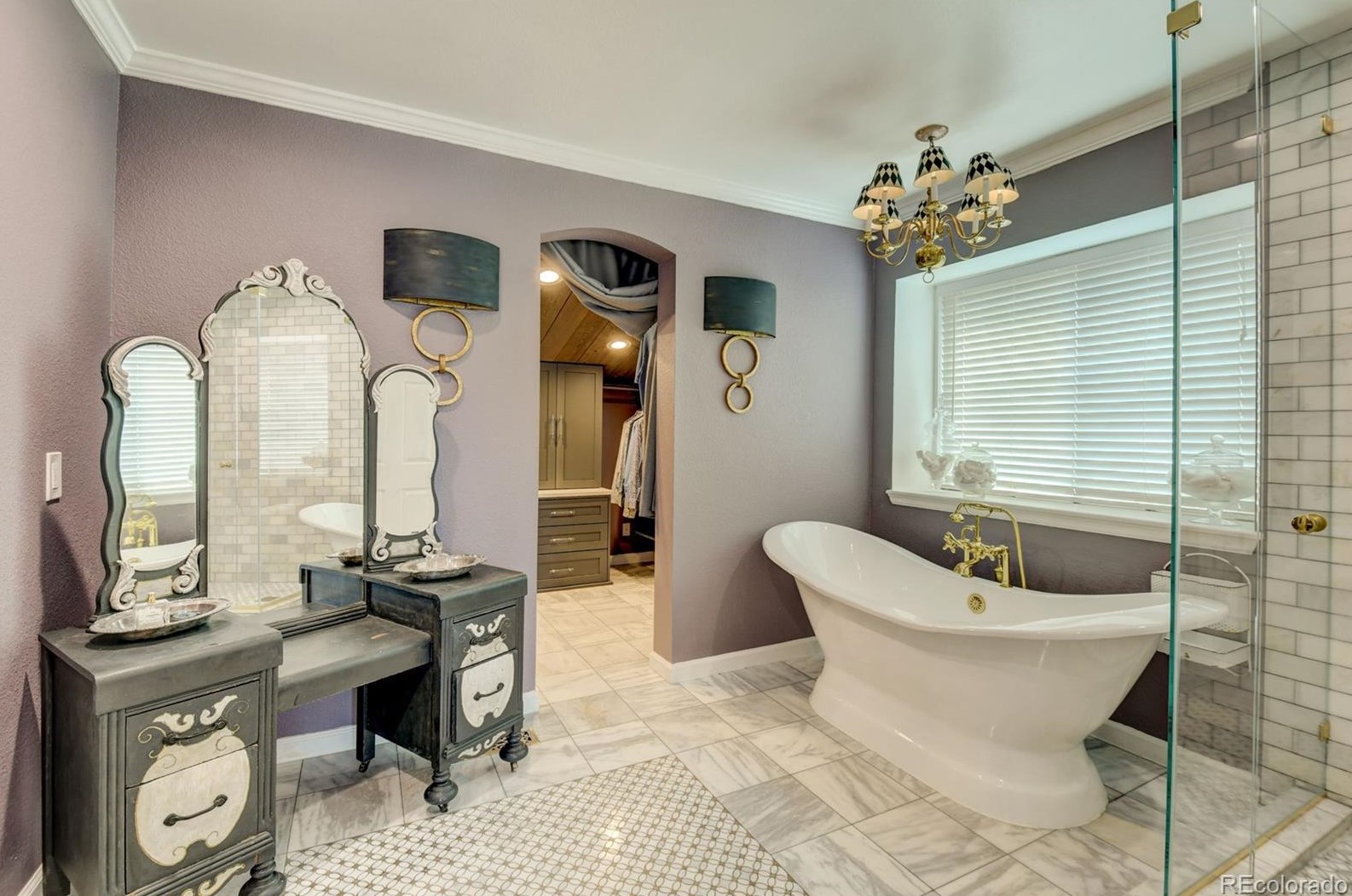 9944 Gwendelyn Pl, Littleton CO 80129-6219 exterior