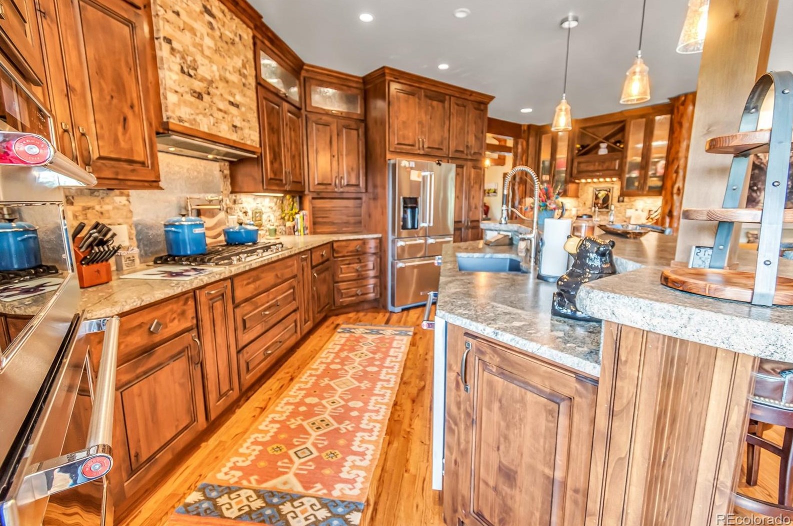 629 Meadowbrook Cir, Steamboat Springs CO  80487-3043 exterior