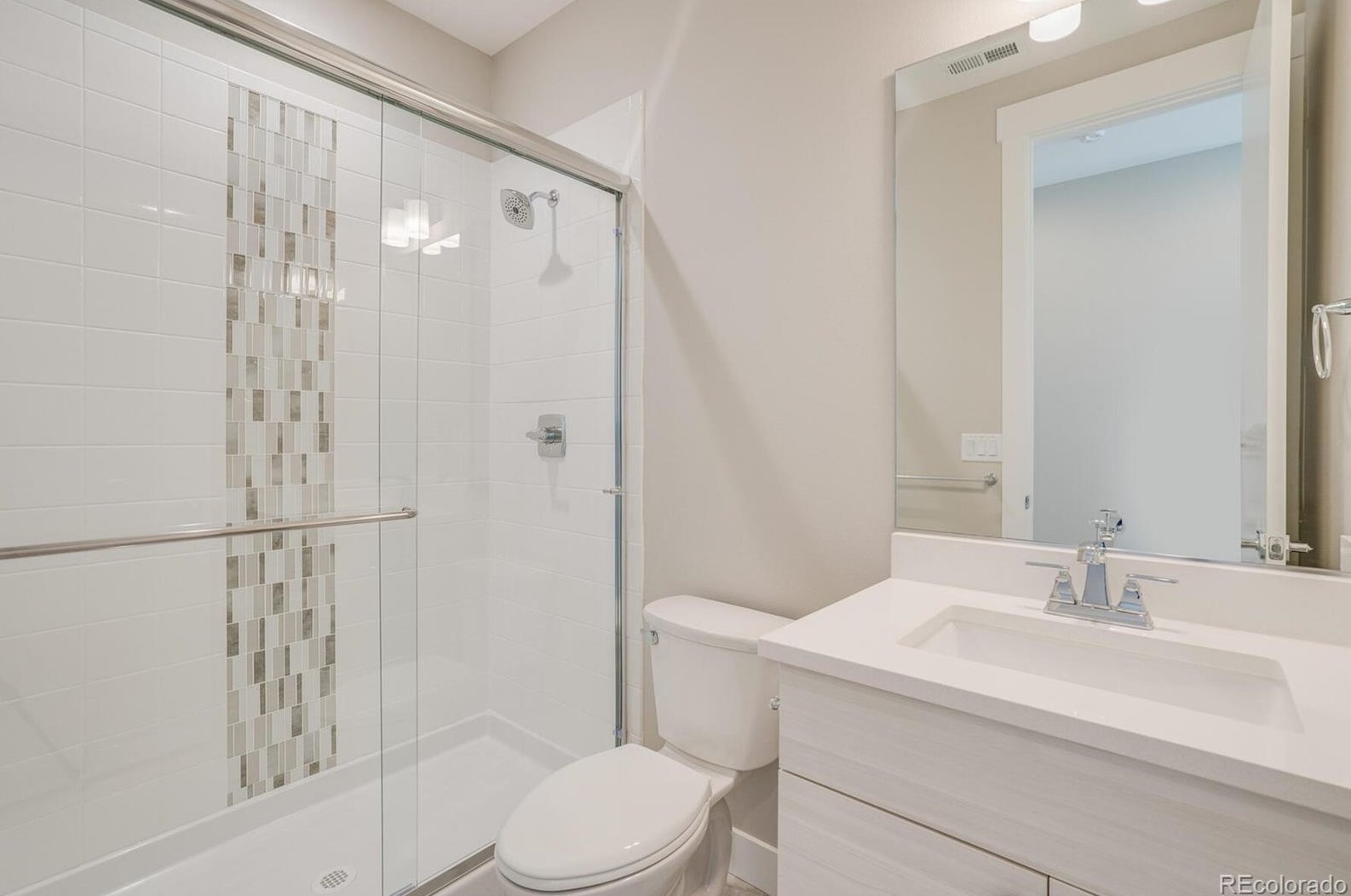 6040 Benton St, Arvada CO  80003-5219 exterior