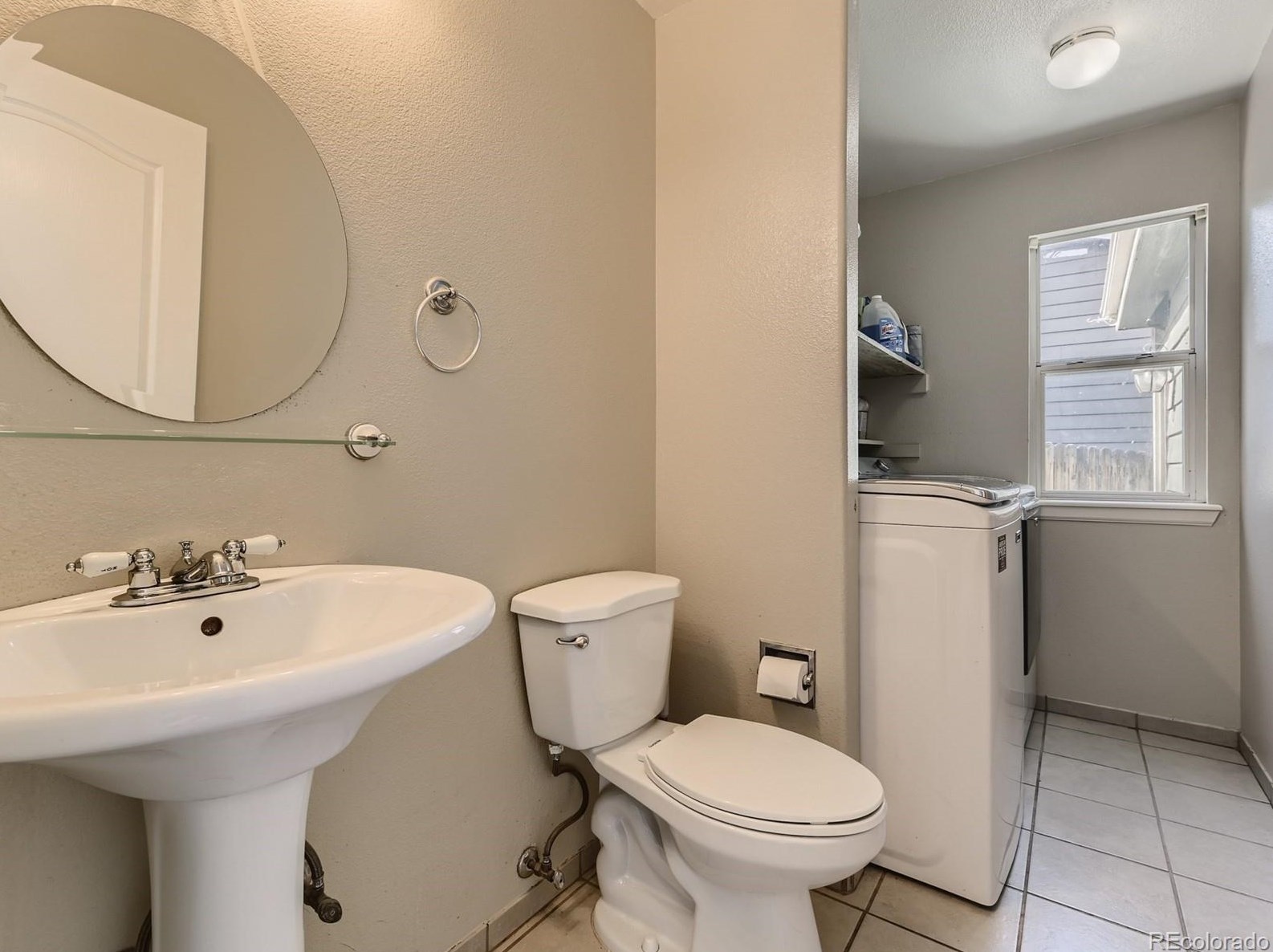 151 Carlton St, Castle Rock CO 80104-8949 exterior