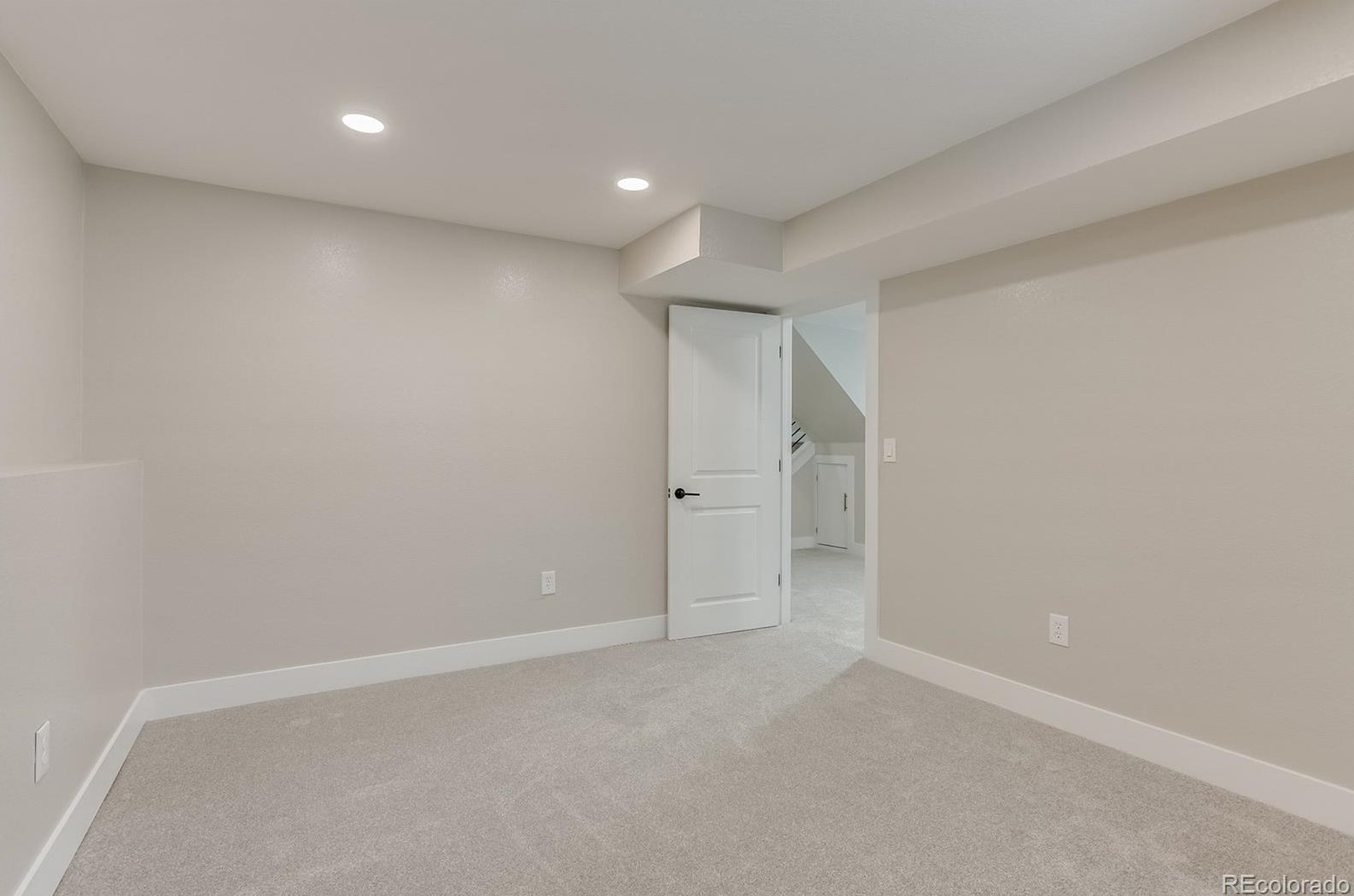8104 Chase Dr, Arvada CO  80003-1808 exterior