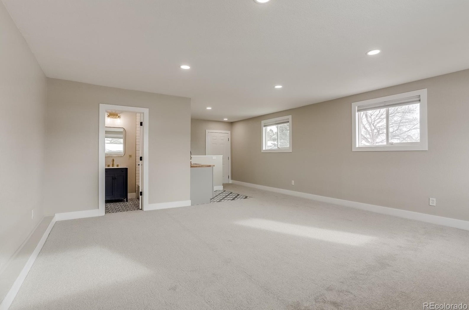 8104 Chase Dr, Arvada CO  80003-1808 exterior
