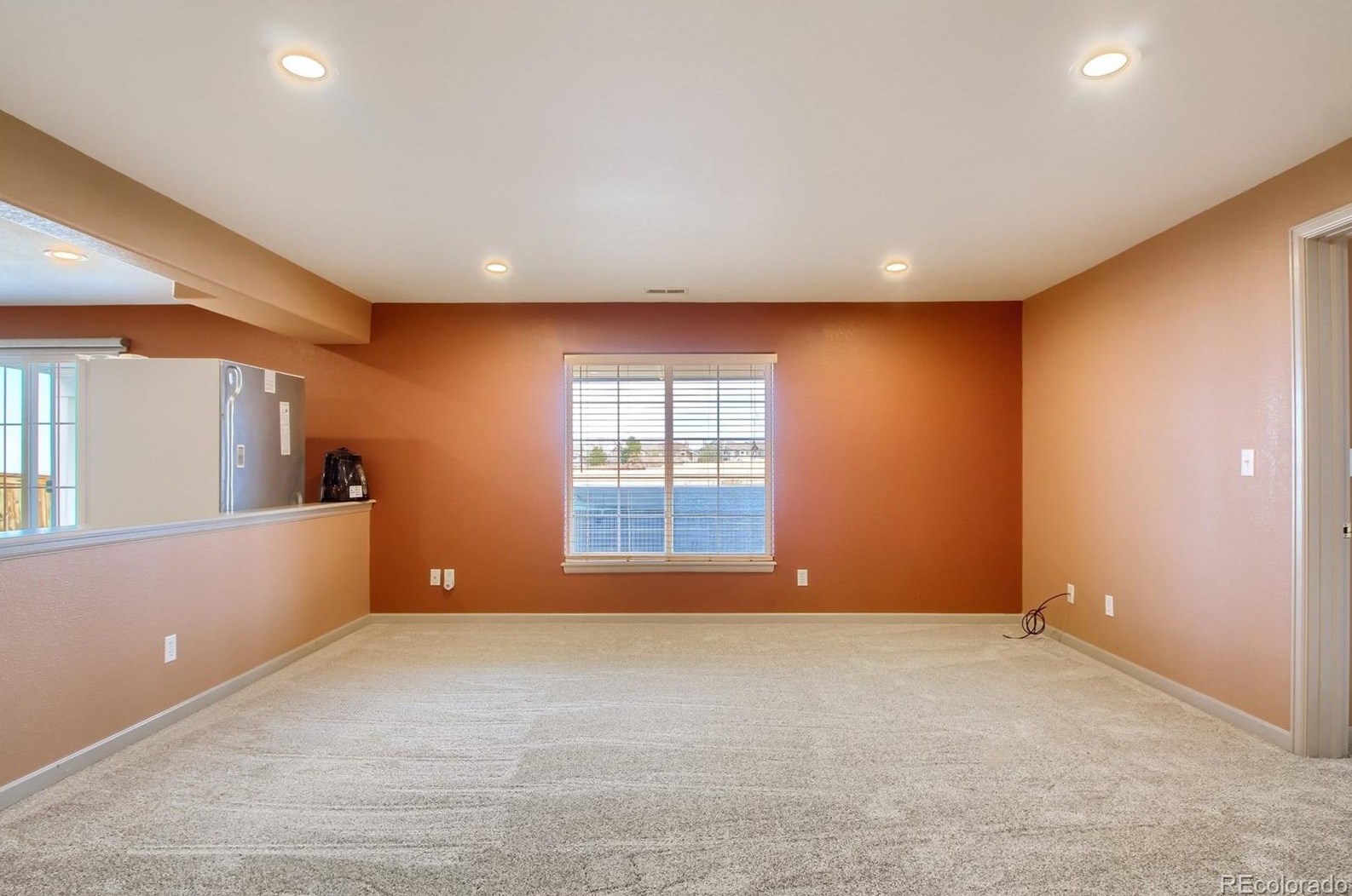 8592 Mallard Pl, Littleton CO 80126-2963 exterior