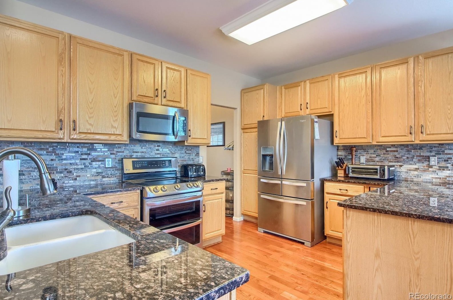 8592 Mallard Pl, Littleton CO 80126-2963 exterior