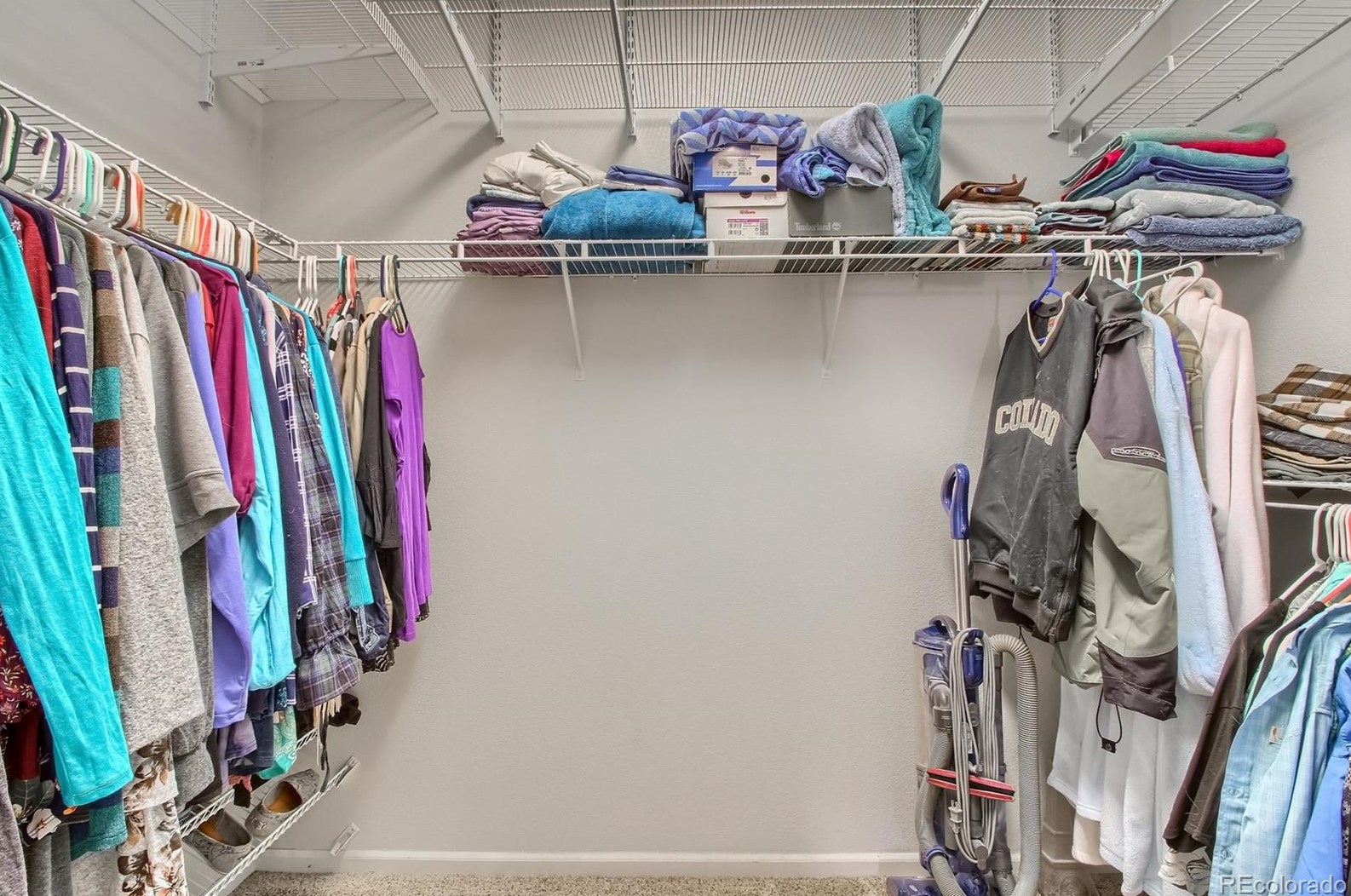 8592 Mallard Pl, Littleton CO 80126-2963 exterior