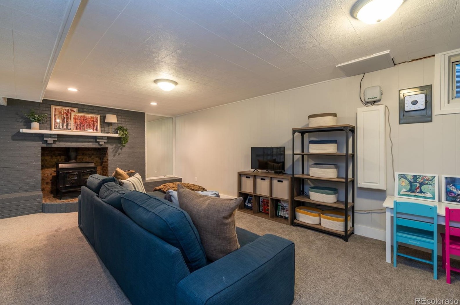 30 James Cir, Longmont CO  80501-6805 exterior