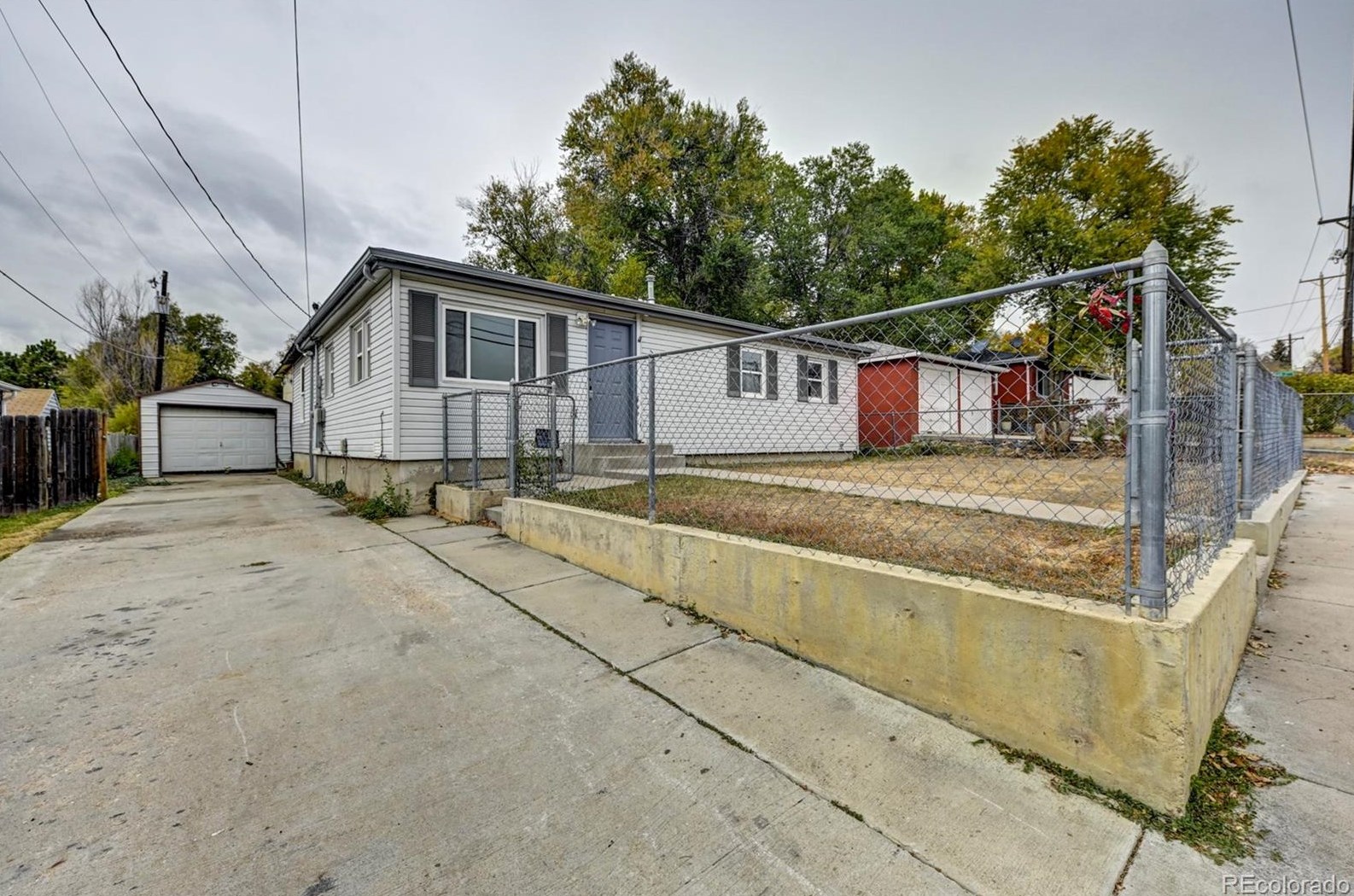 1108 Bennett Ave, Colorado Springs CO 80909-4028 exterior