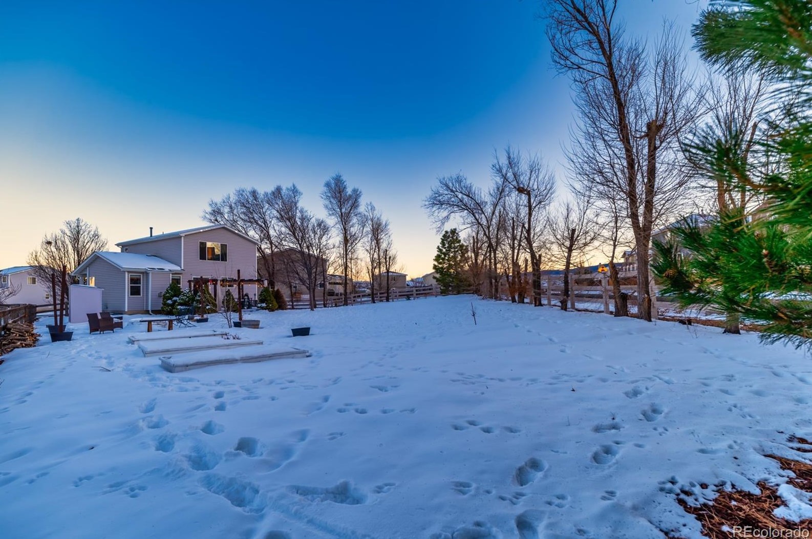 9625 Mallard Pond Way, Littleton CO  80125-8872 exterior