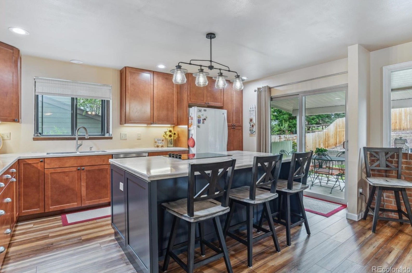 10329 Burgundy Ave, Littleton CO 80127-5533 exterior