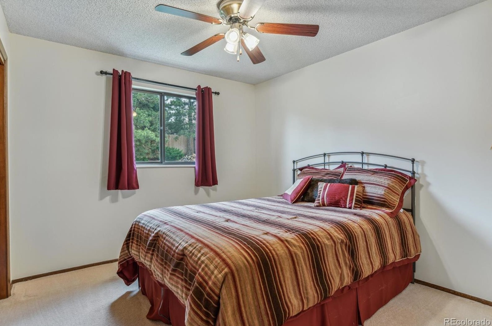 10329 Burgundy Ave, Littleton CO 80127-5533 exterior