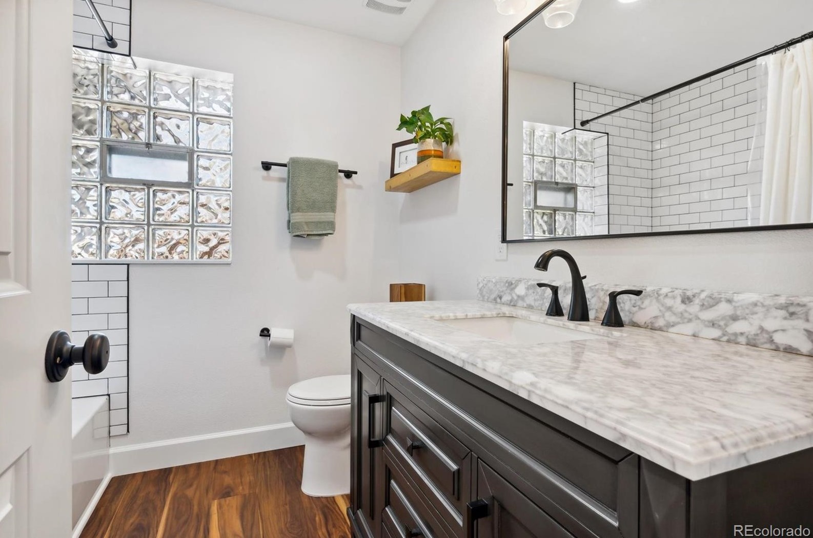 6080 Carr St, Arvada CO  80004-5406 exterior
