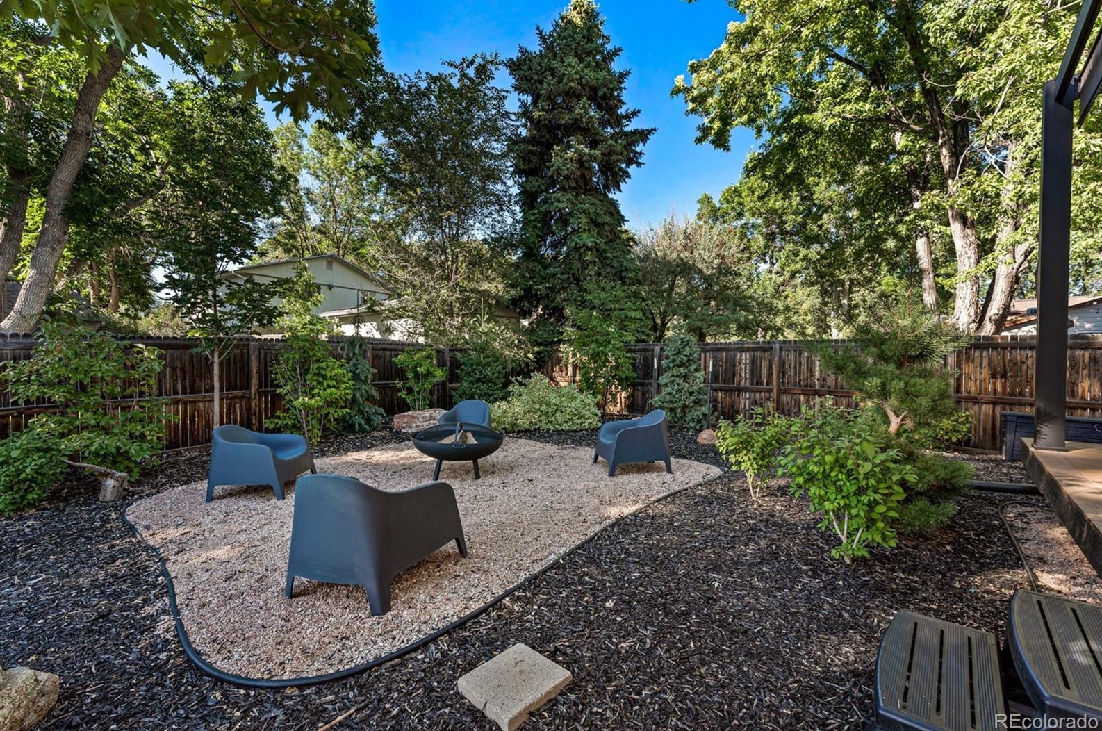 8205 Jay Ct, Arvada CO  80003-4149 exterior