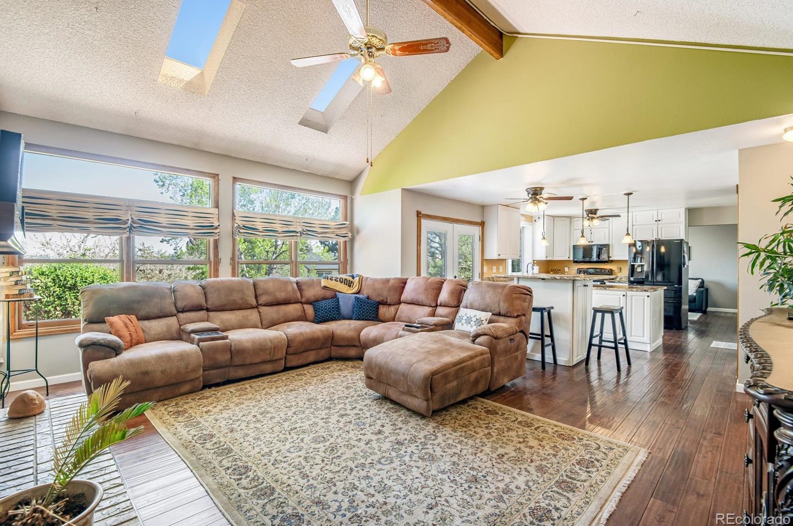 8261 Portland Ave, Littleton CO 80128-4495 exterior