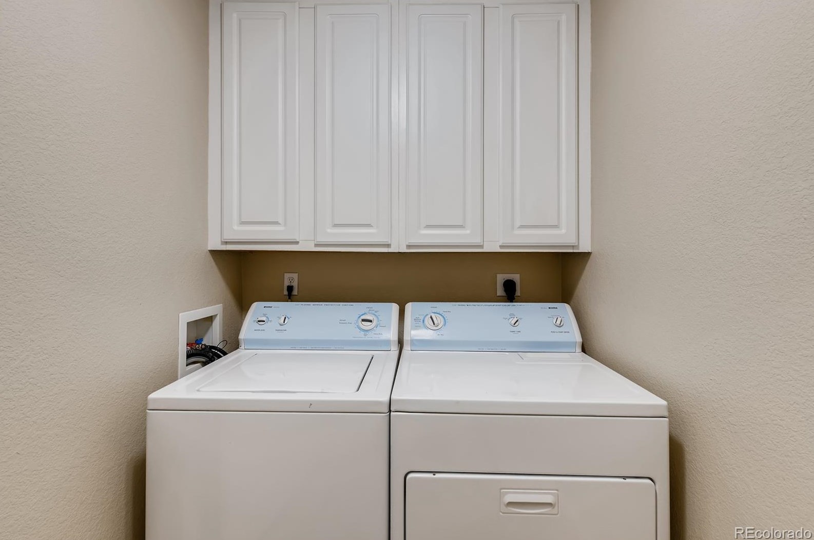 4502 Copeland Loop, Littleton CO 80126-7454 exterior