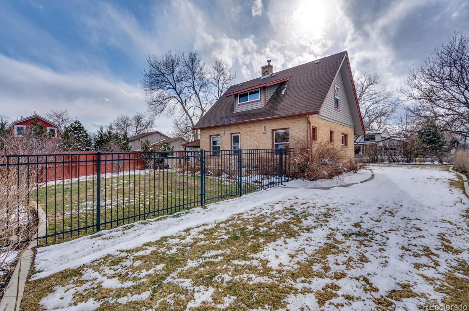 5198 Arbutus St, Arvada CO  80002-1719 exterior