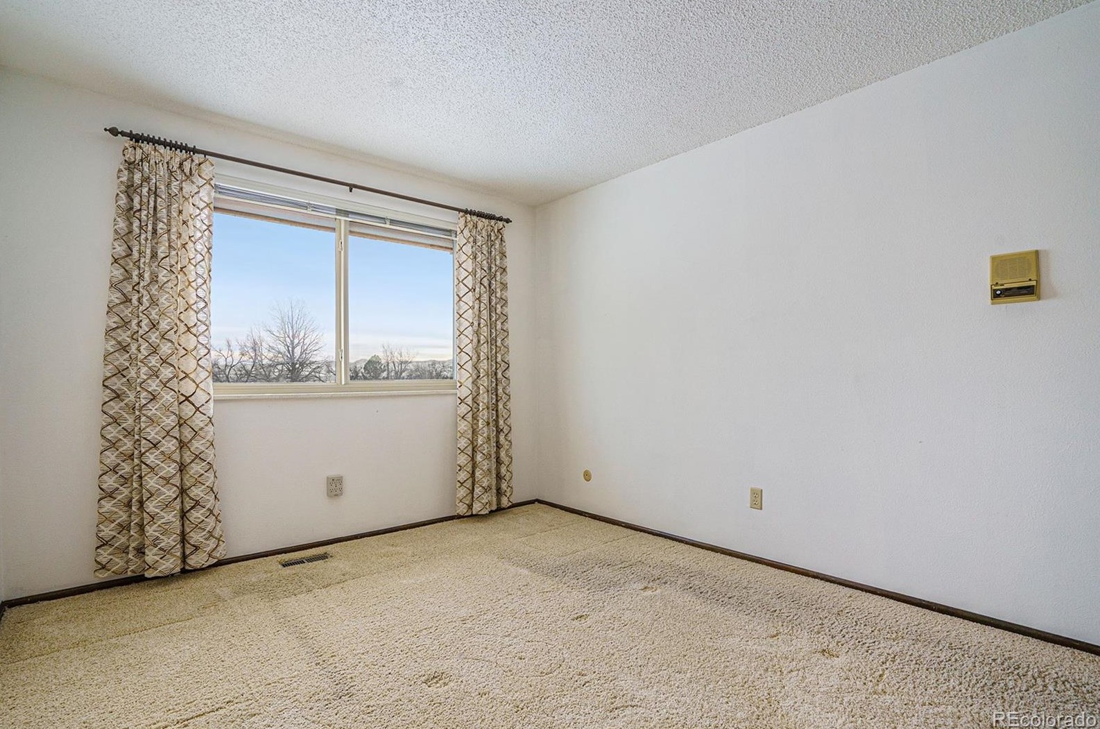 7643 Owens St, Arvada CO  80005-3440 exterior