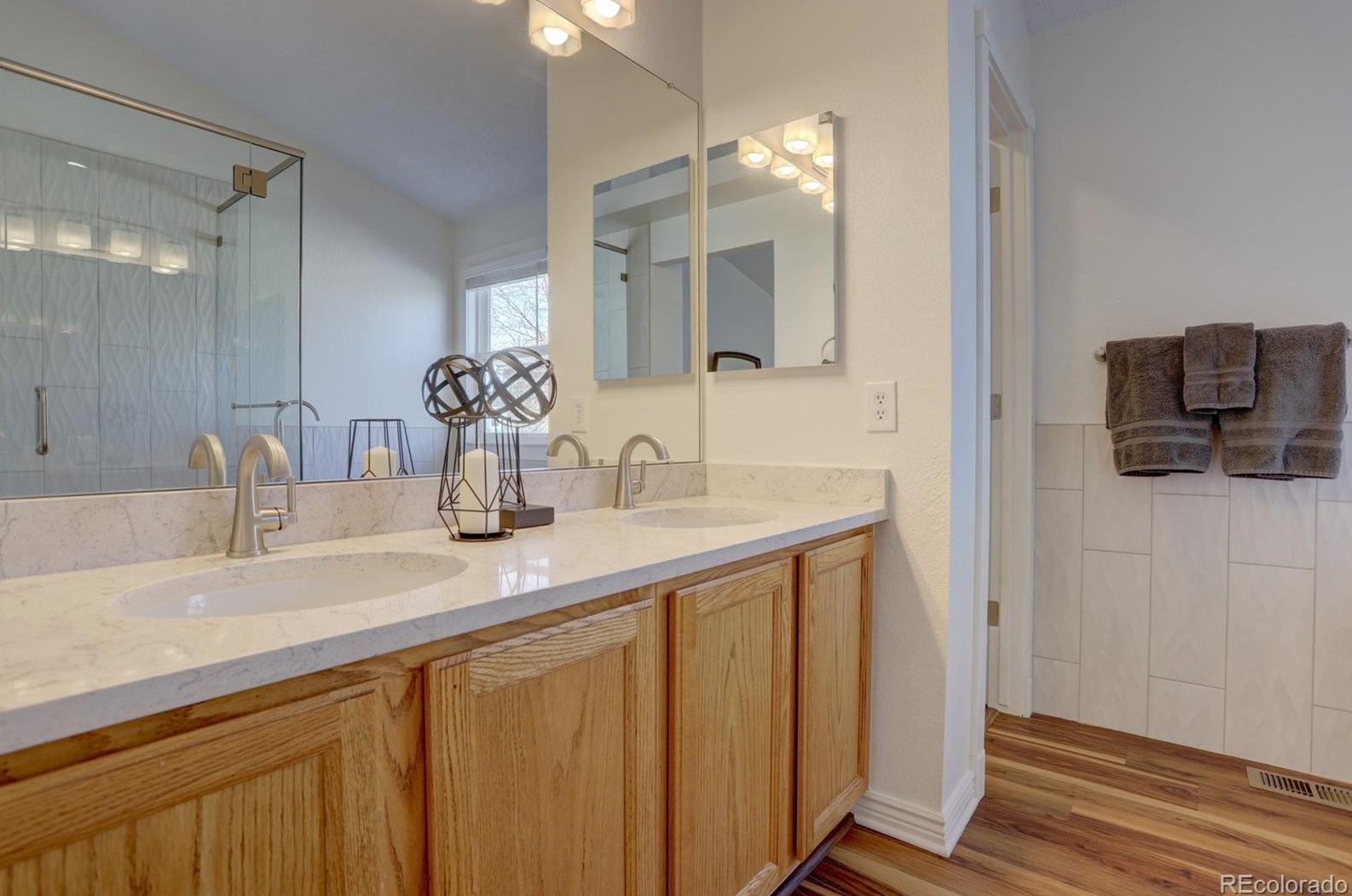 8711 Redwing Ave, Littleton CO  80126-5248 exterior