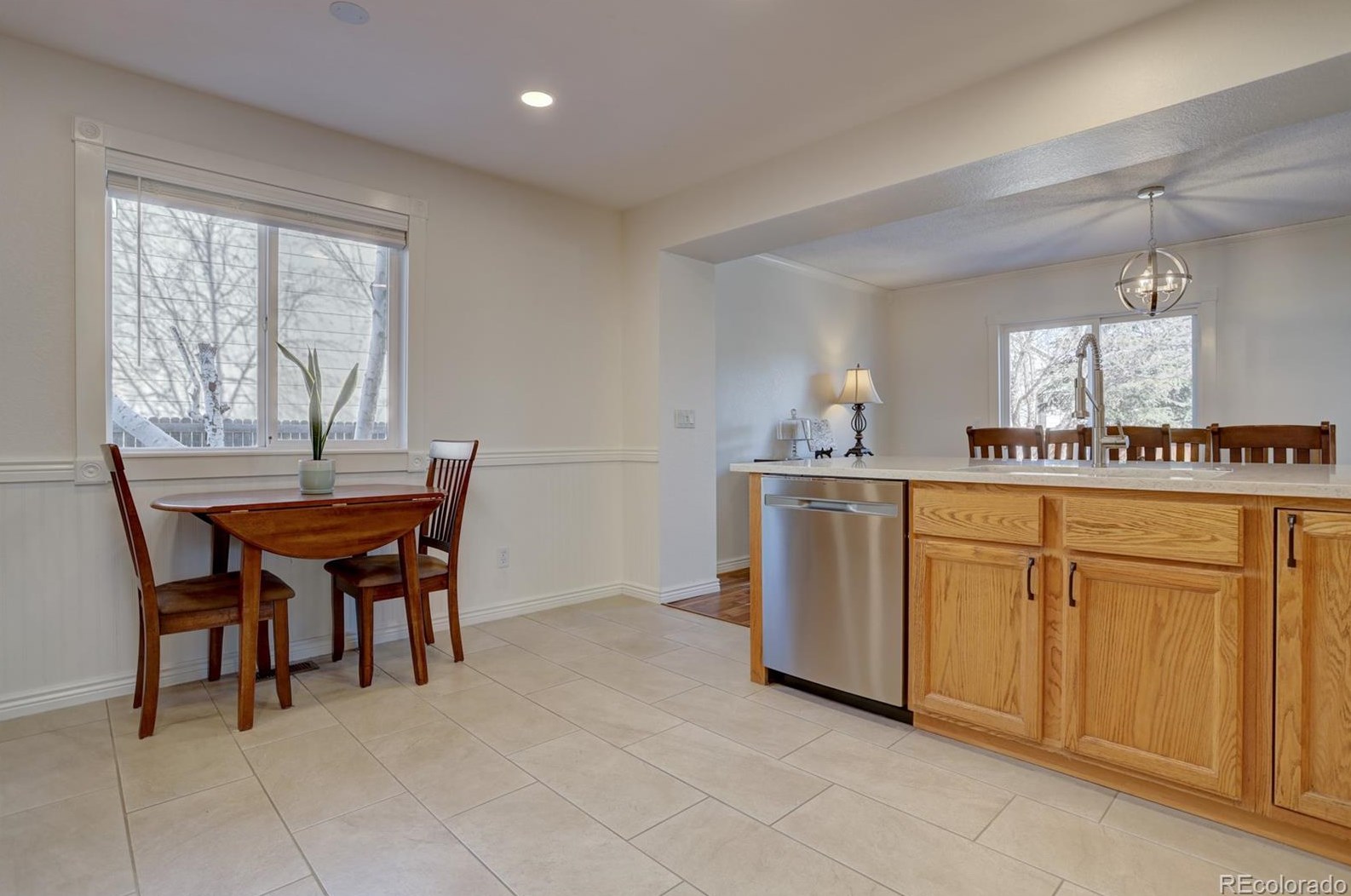 8711 Redwing Ave, Littleton CO  80126-5248 exterior