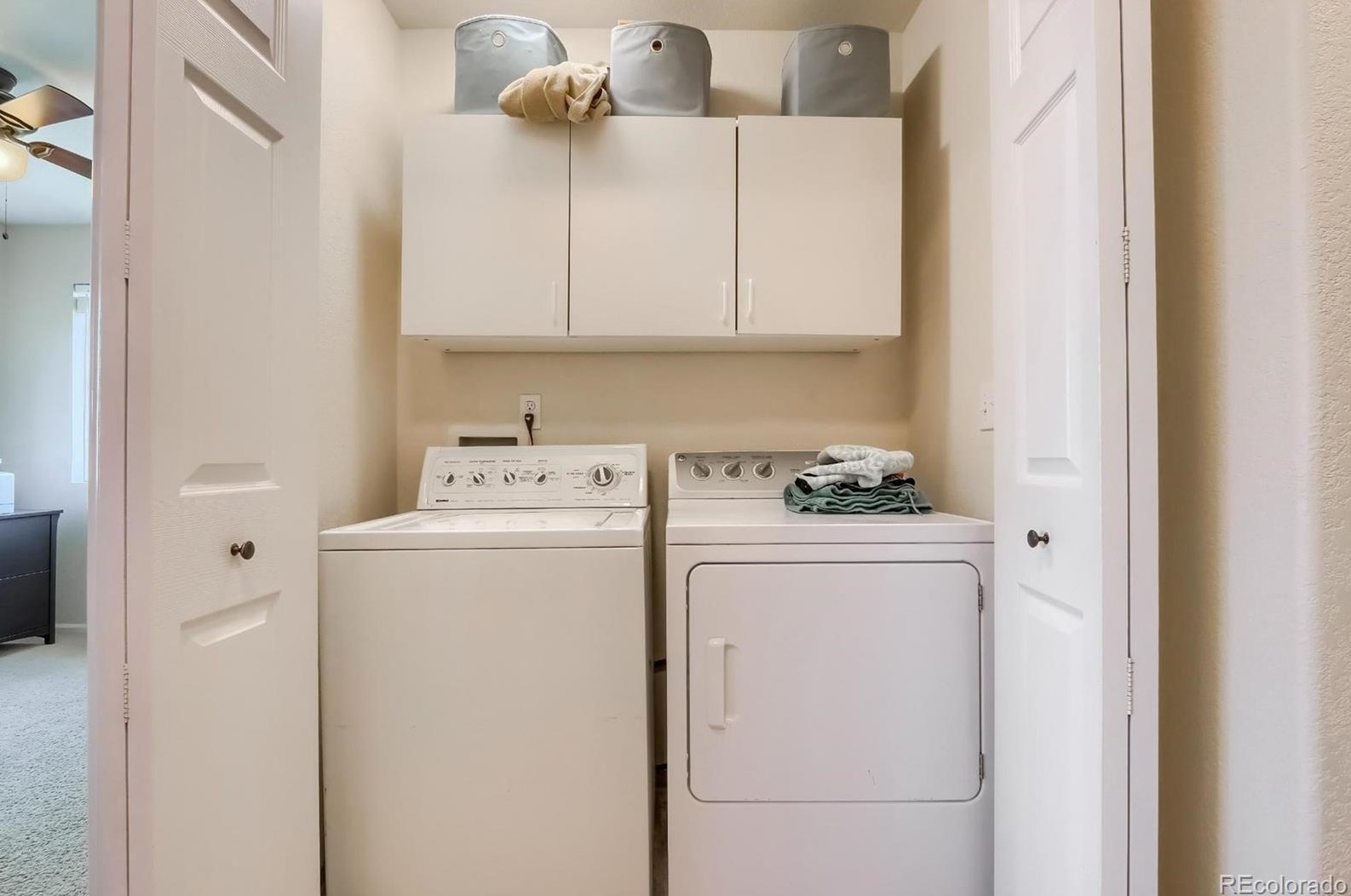 7690 Mule Deer Pl, Littleton CO 80125-8865 exterior