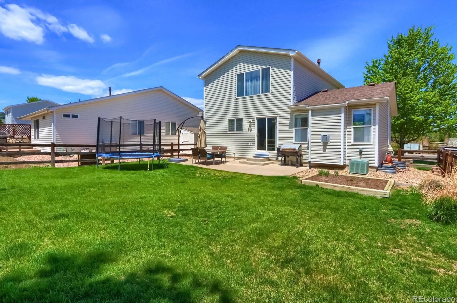 7690 Mule Deer Pl, Littleton CO 80125-8865 exterior